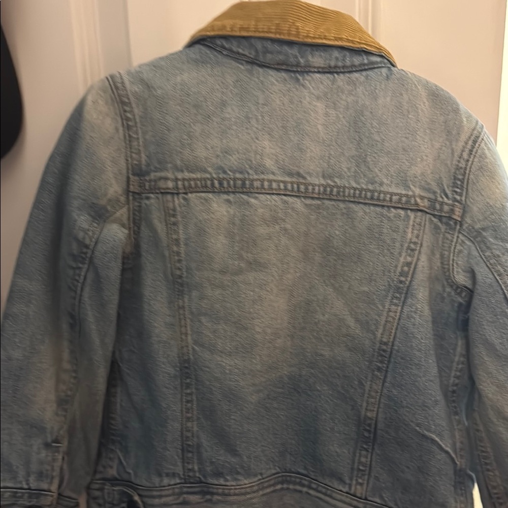 GAP Blue and Tan Jean Jacket with Vintage Trucker Style - Picture 4 of 4
